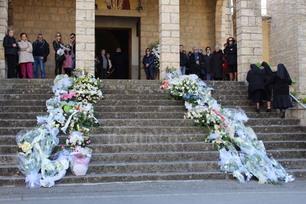 Funerali di Elena Maestrini