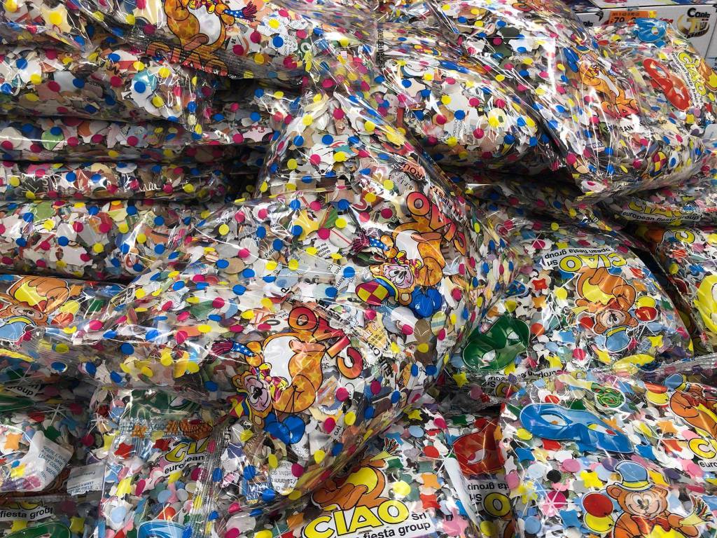 Wwf dice no ai coriandoli di plastica: non sono biodegradabili. I