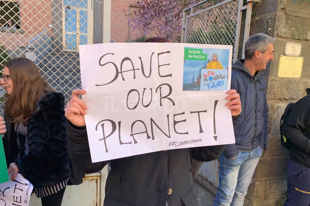 Manifestazione per il clima a Pitigliano