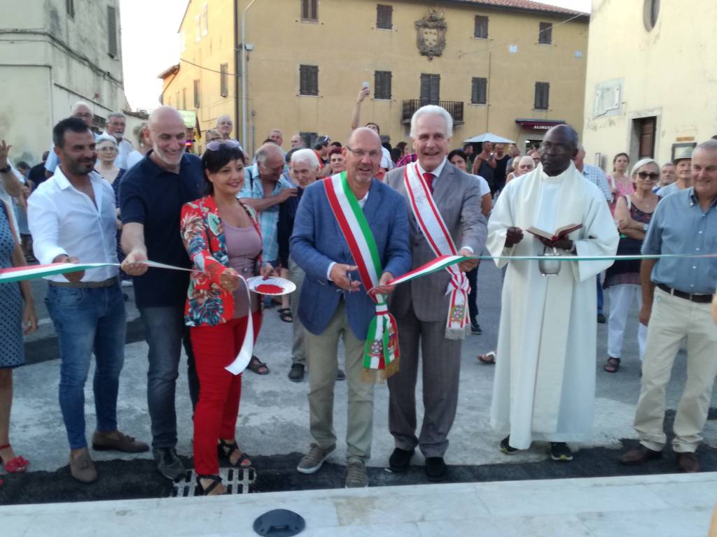 Inaugurazione piazza delle Ferriere a Valpiana